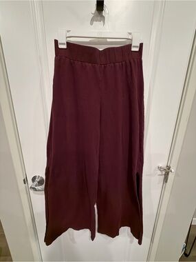 Urban Outfitters Women's Wide-Leg Pants - Deep Burgundy